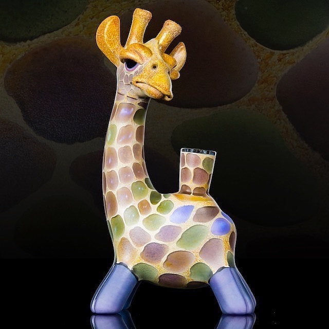 CFL Multi Color Giraffe - Robertson Glass