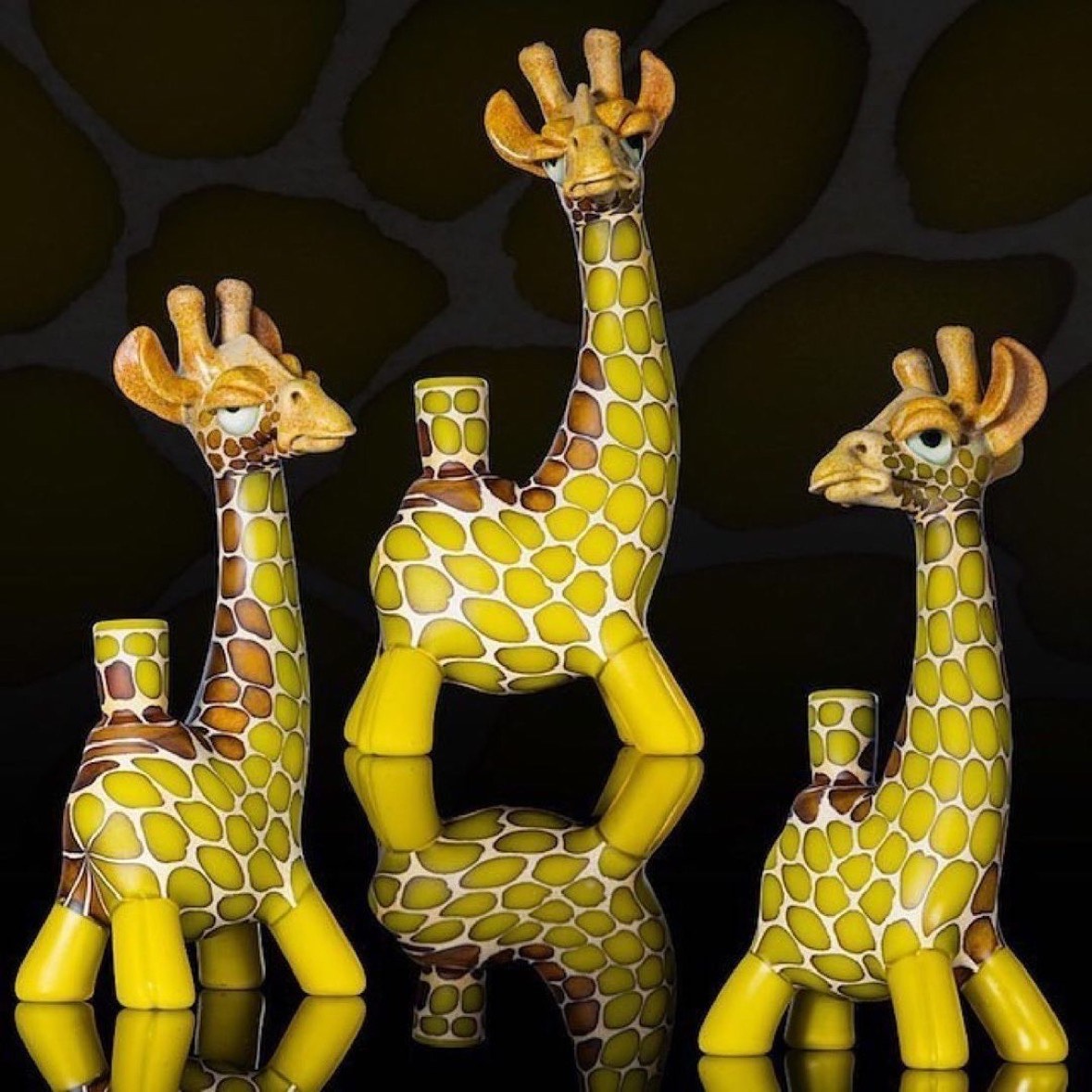 Dual Color Giraffe - Robertson Glass